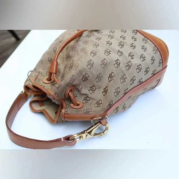 Vintage Dooney & Bourke drawstring bag - Picture 10 of 16